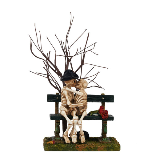 Kiss Of Death | Department 56 Premium