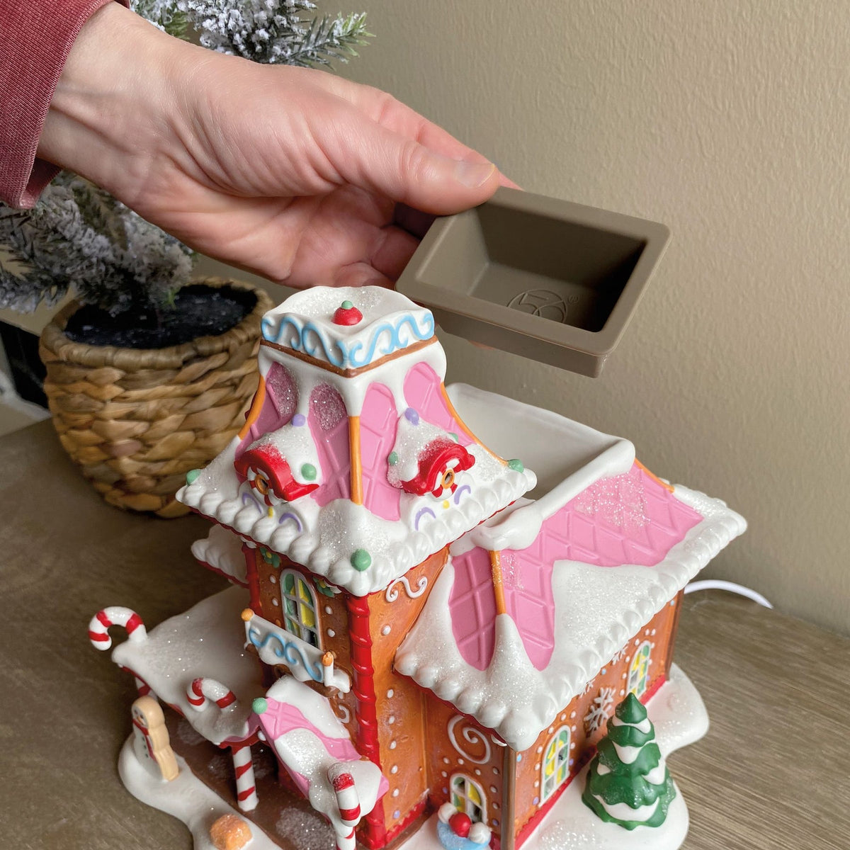 The Delicious Smell of Baking | Department 56 Featured