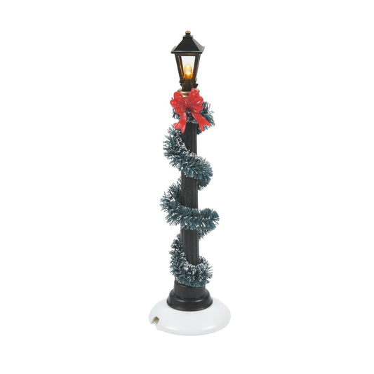 Small Town Street Lamps | Department 56 Signature